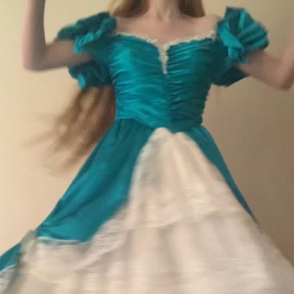 Zum Zum Vintage 80s Ballgown Size 9-10 - Picture 14 of 16
